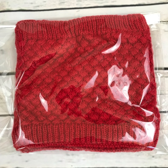 Warm Knitted Infinity Ring Scarf Lined with Fleece - Picture 8 of 8